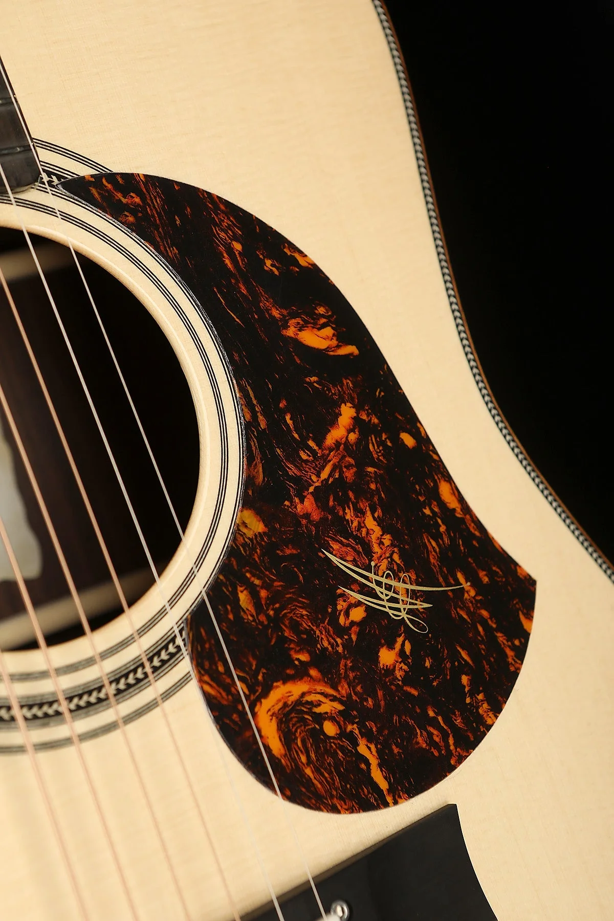 Maton EM100 Messiah 'AAA Spruce / Indian Rosewood' Acoustic Electric Guitar - Image 12