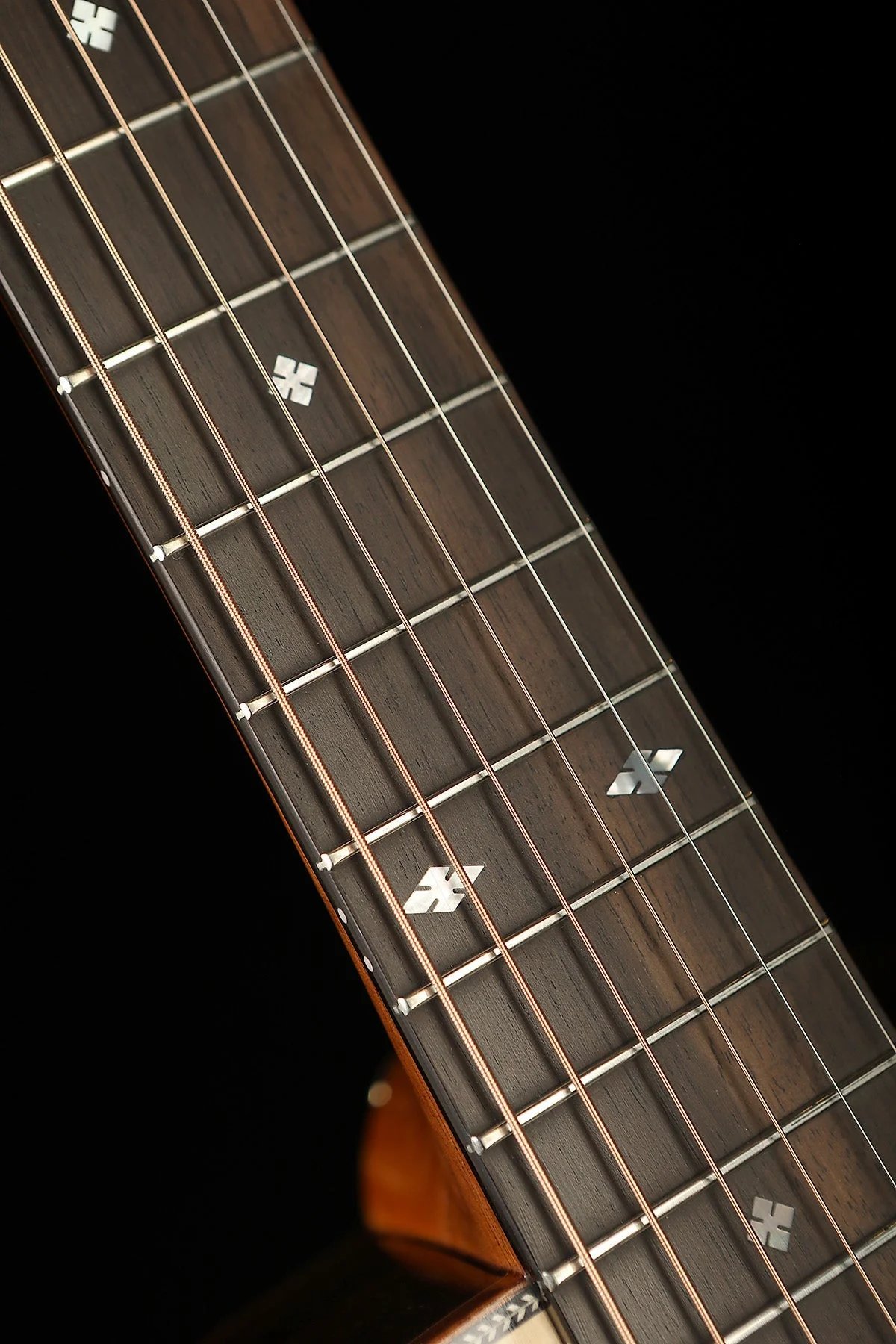 Maton EM100 Messiah 'AAA Spruce / Indian Rosewood' Acoustic Electric Guitar - Image 14
