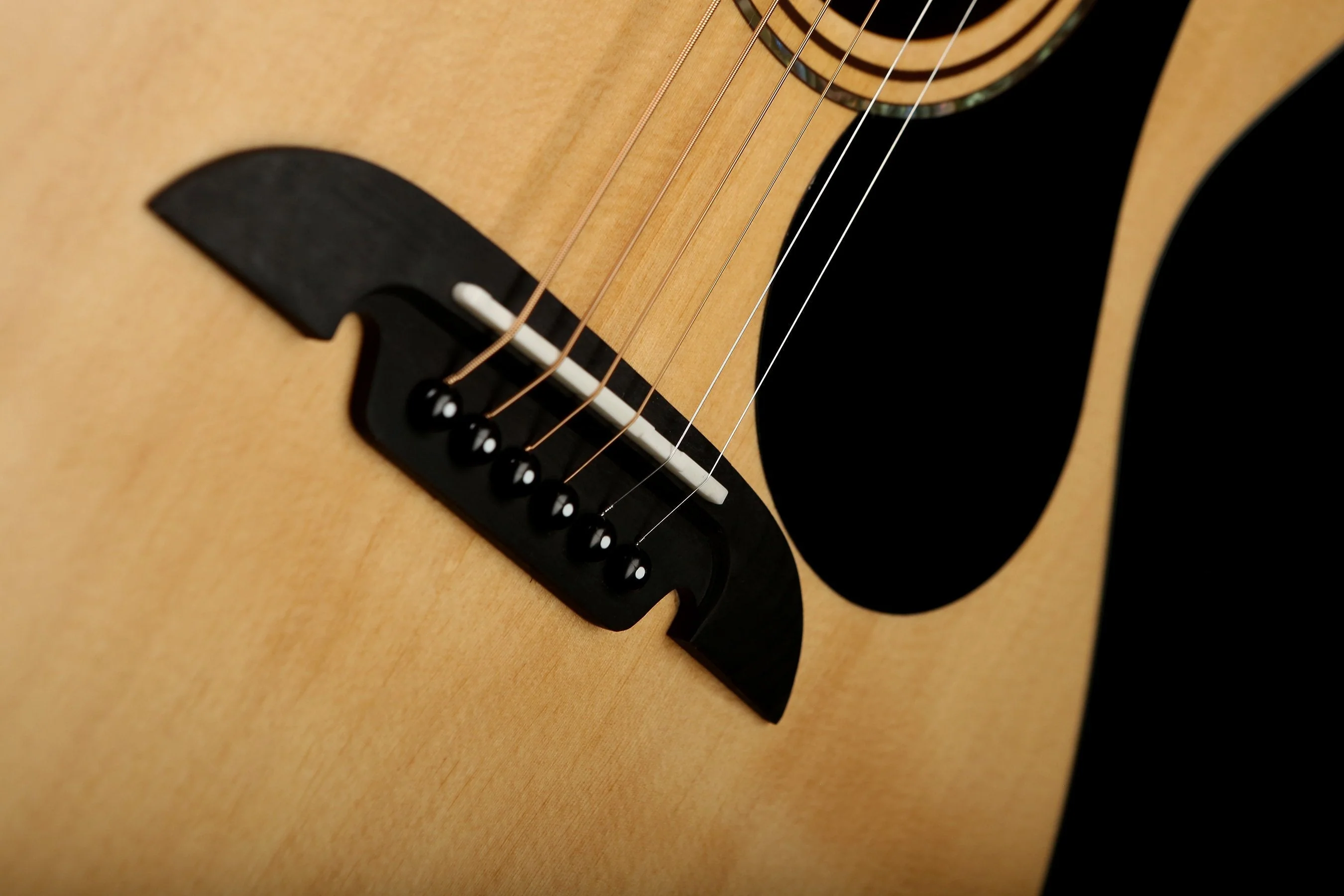 Alvarez AF30CE Acoustic Electric Guitar - Image 4