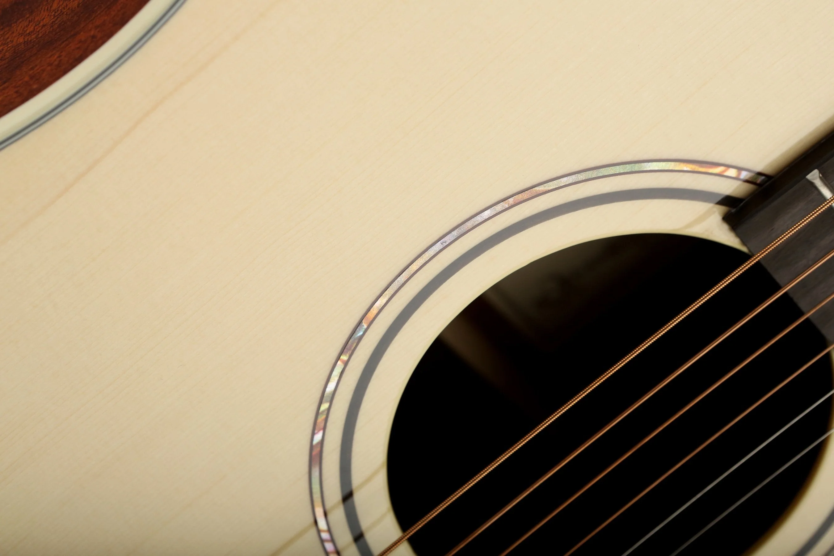 Alvarez RD26CE Acoustic Electric Guitar - Image 3