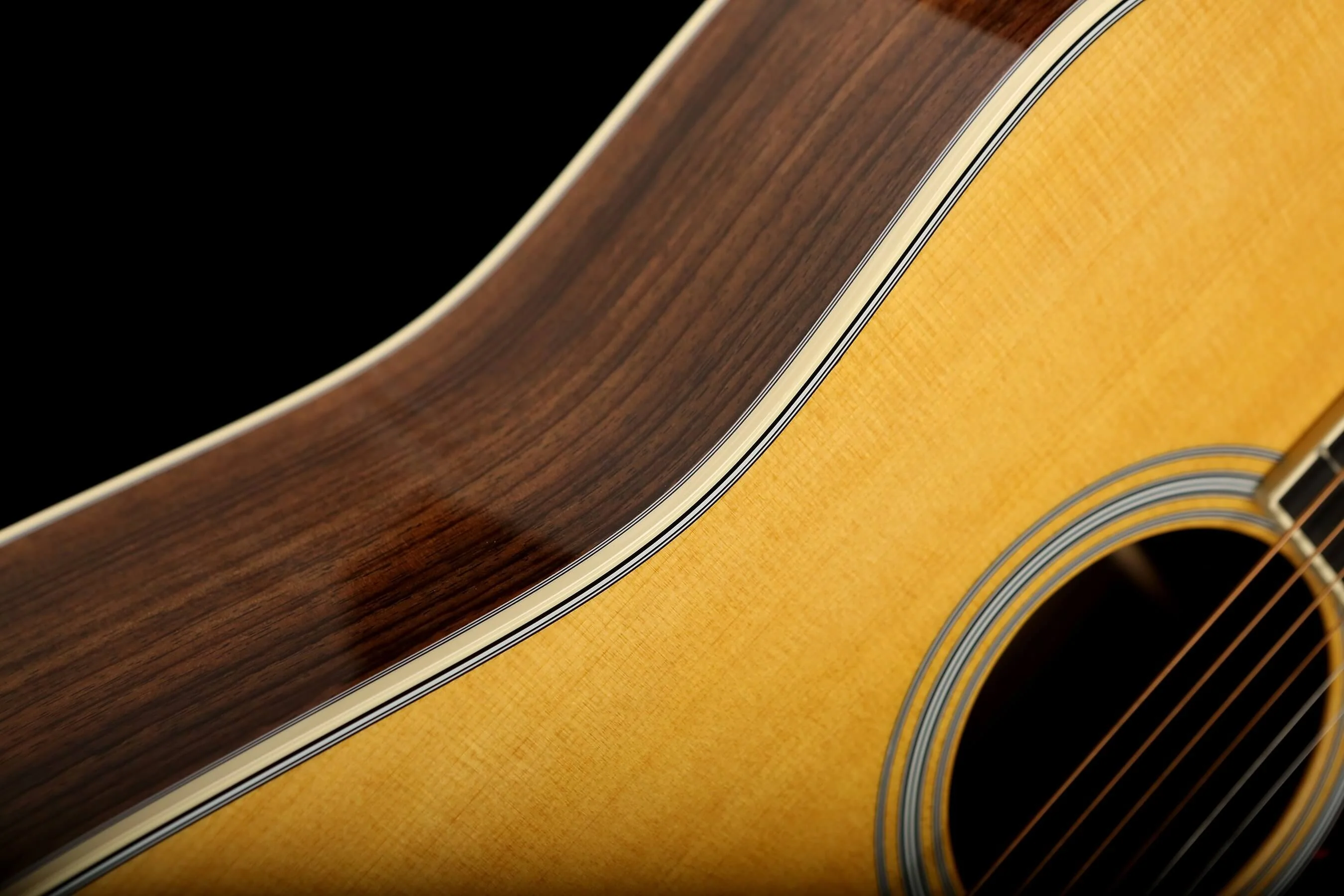 Martin D-35 Dreadnought Acoustic Guitar: Standard Series - Image 7