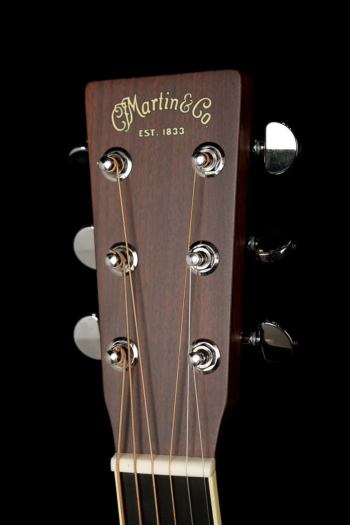 Martin D-35 Dreadnought Acoustic Guitar: Standard Series - Image 9
