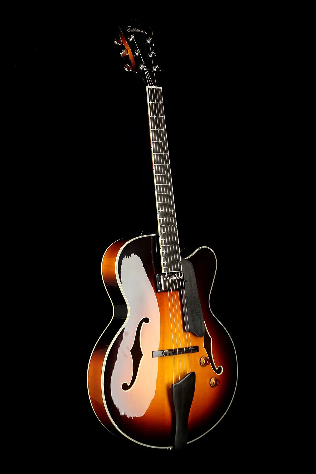 Eastman AR503CE SB Sunburst Electric Archtop guitar