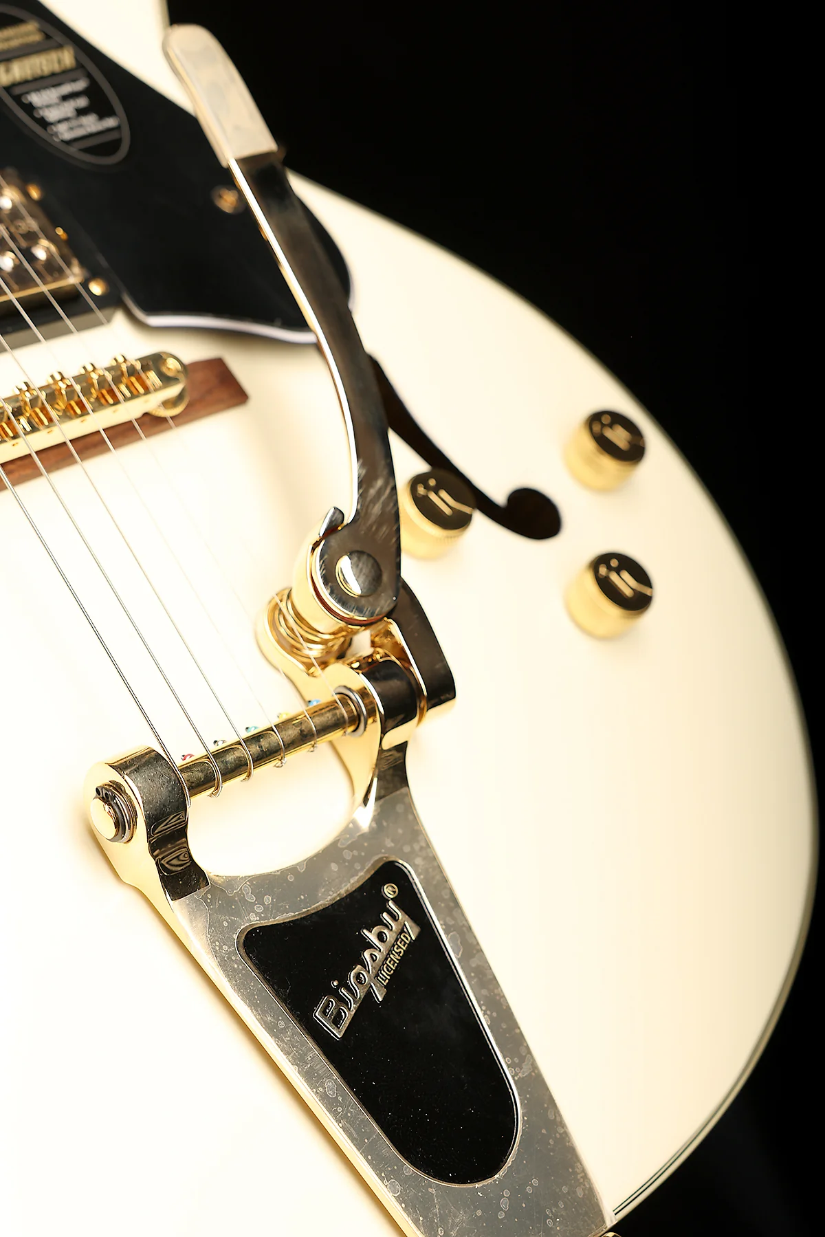Gretsch G2420TG Streamliner Hollow Body with Bigsby LTD ‘Vintage White’ Electric Guitar - Image 4