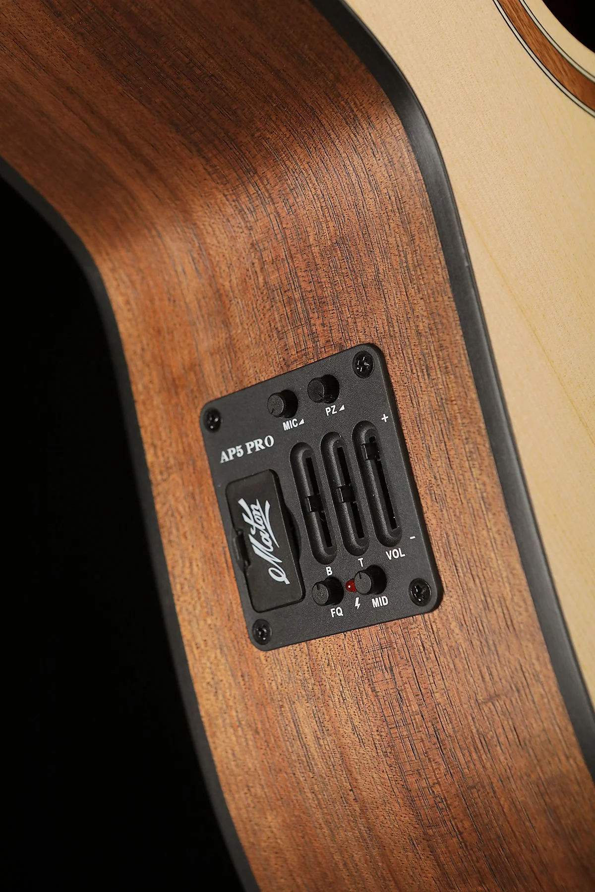 Maton SRS808 Acoustic Electric Guitar - Image 8