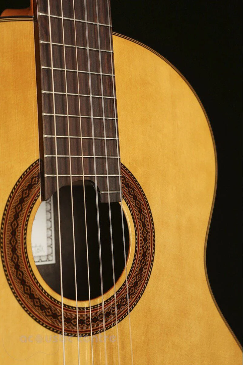 Katoh MCG50S Spruce Classical Guitar in Gig Bag - Image 3