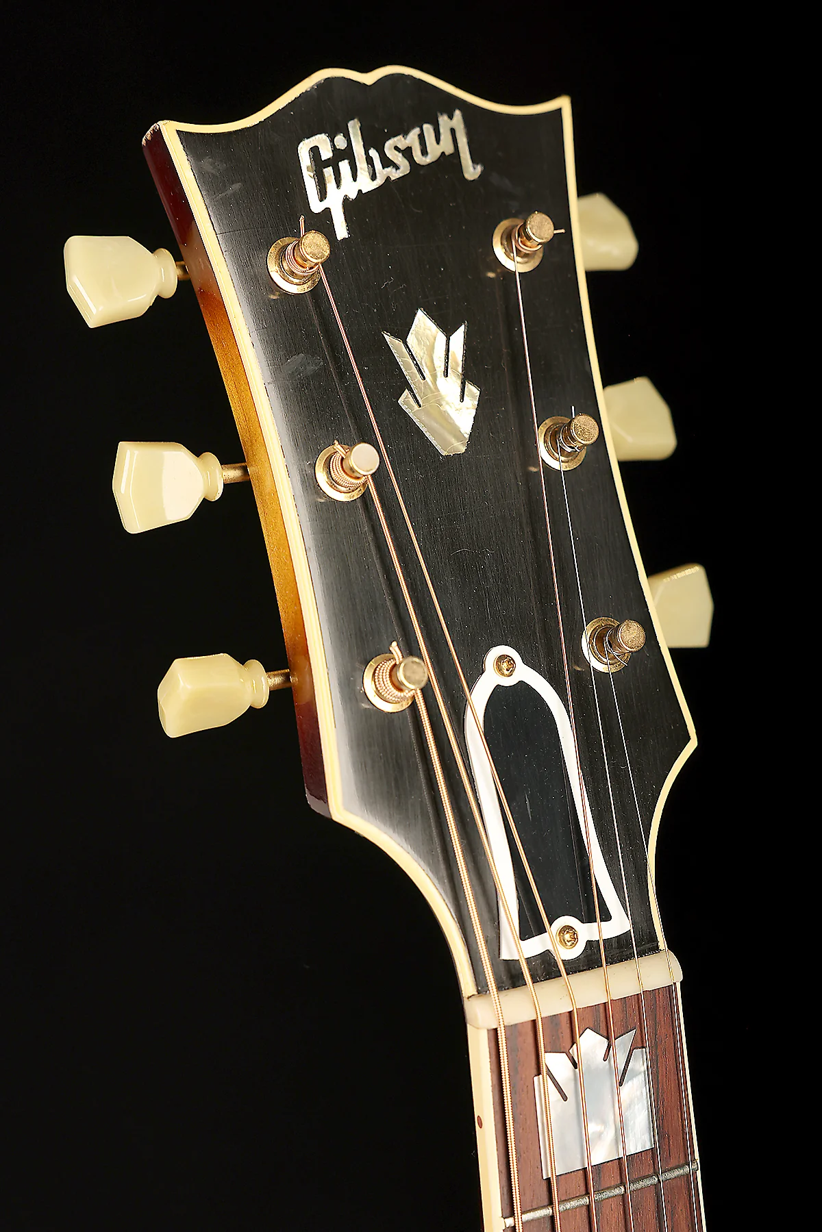 Gibson Murphy Lab 1957 SJ-200 ‘Light Aged Vintage Sunburst’ Preowned 2023 - Image 19