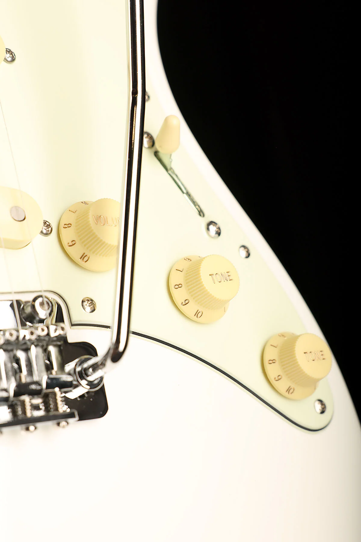 Sire S7 SSS New Gen 'White' Larry Carlton Signature Electric Guitar - Image 3