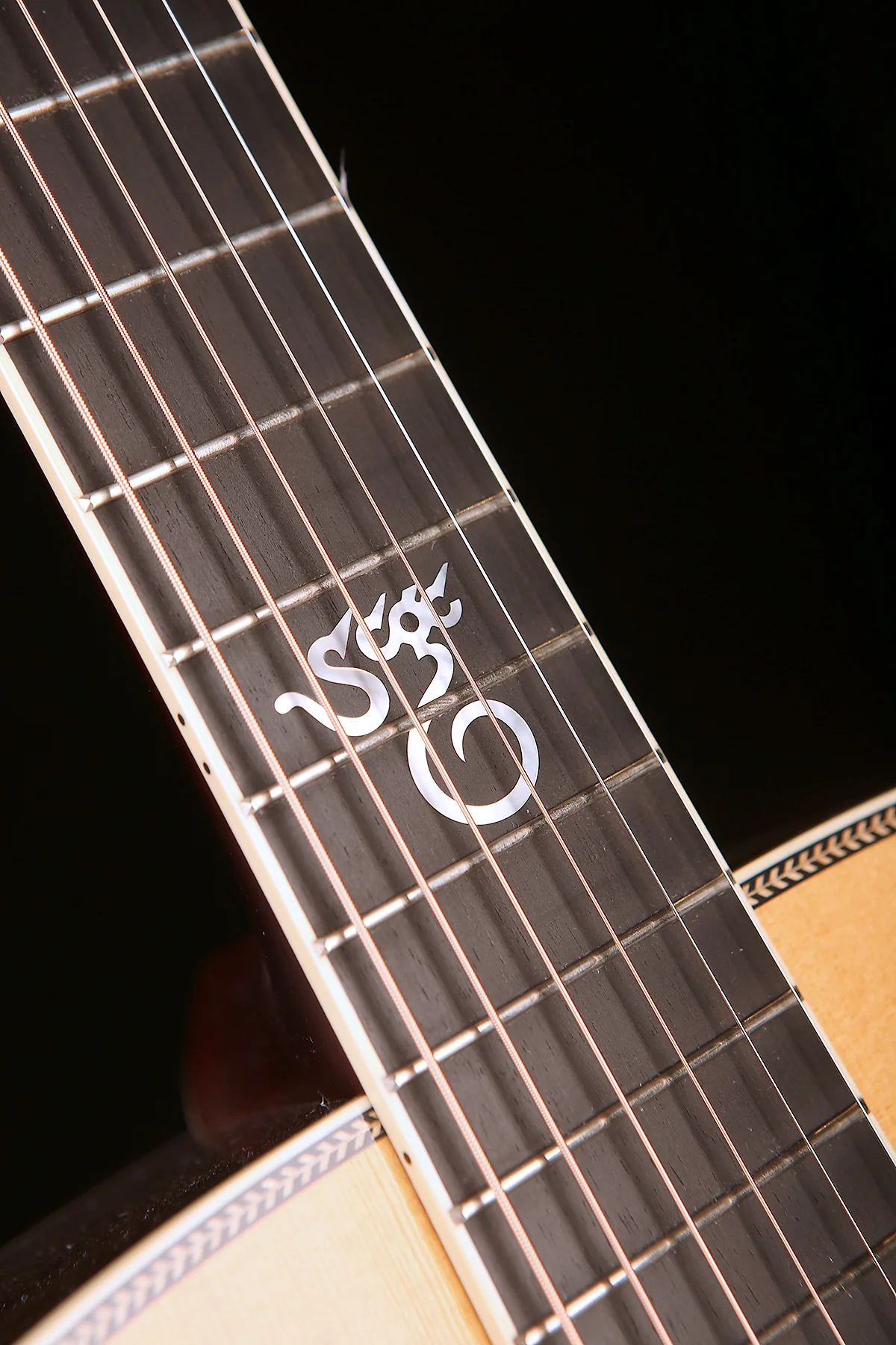 Santa Cruz Tony Rice Signature Model Preowned 2016 - Image 7