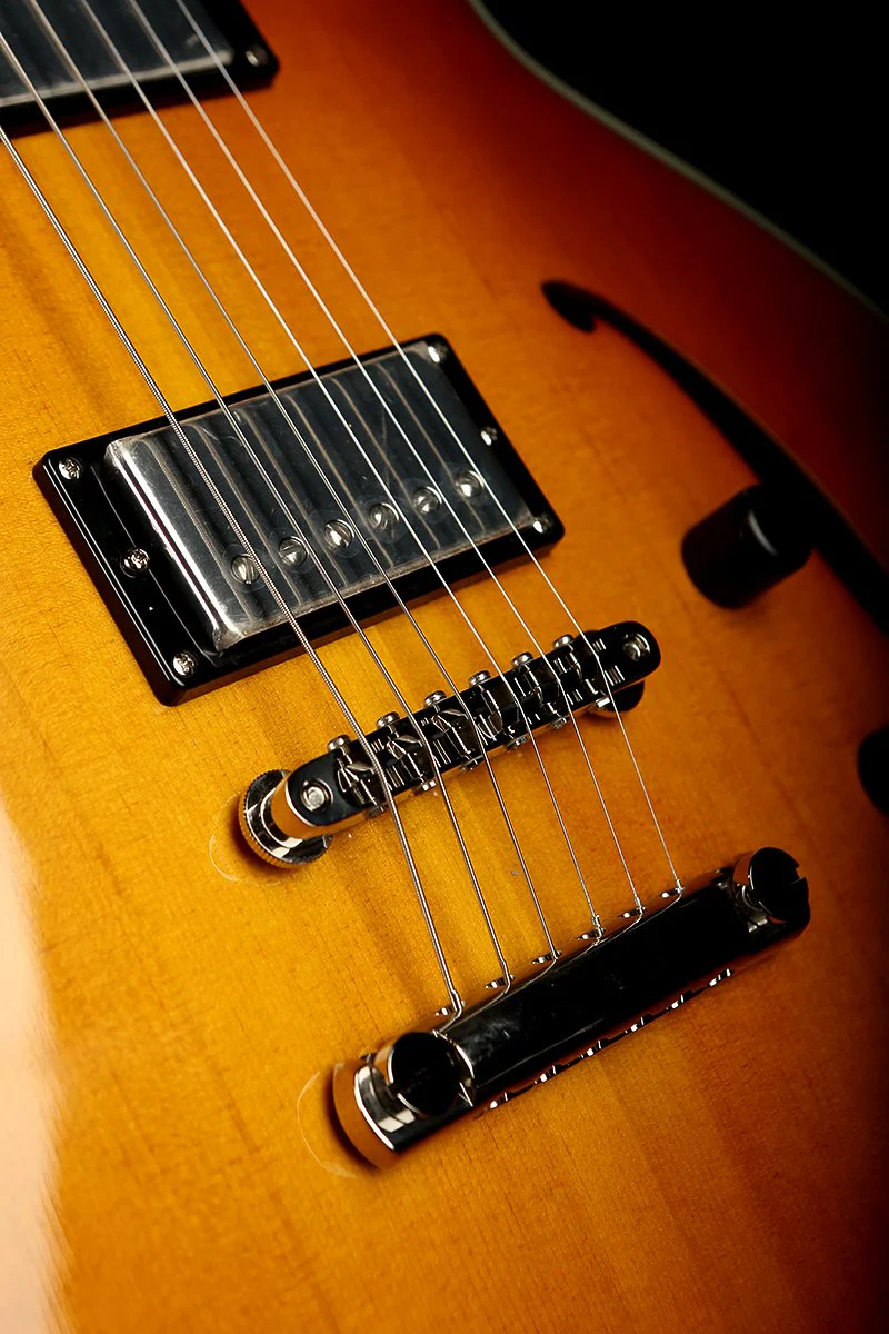 Eastman Romeo Electric Guitar - Image 4