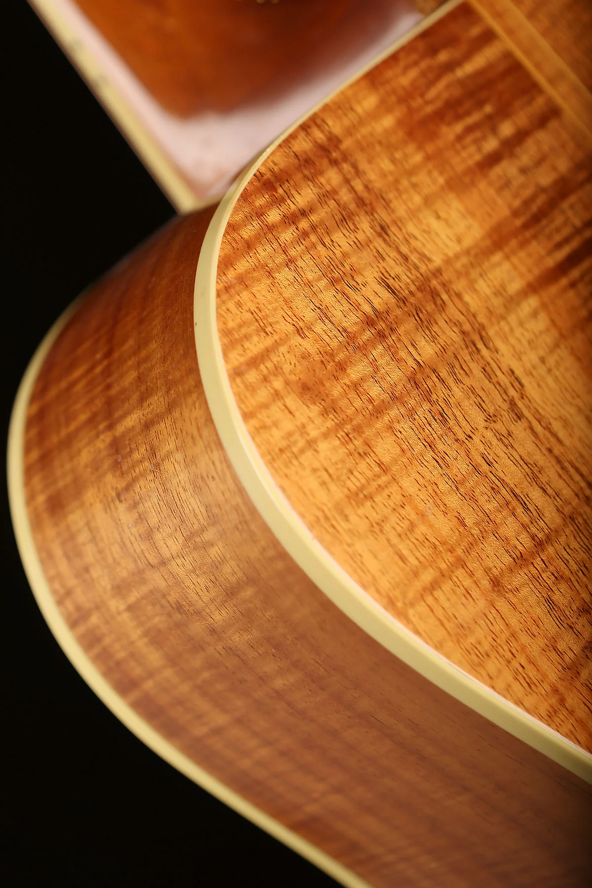 Woodtone Barry Kerr 000 Custom Left-Handed 'AAA Spruce / Fiddleback Blackwood' Preowned 1993 - Image 11