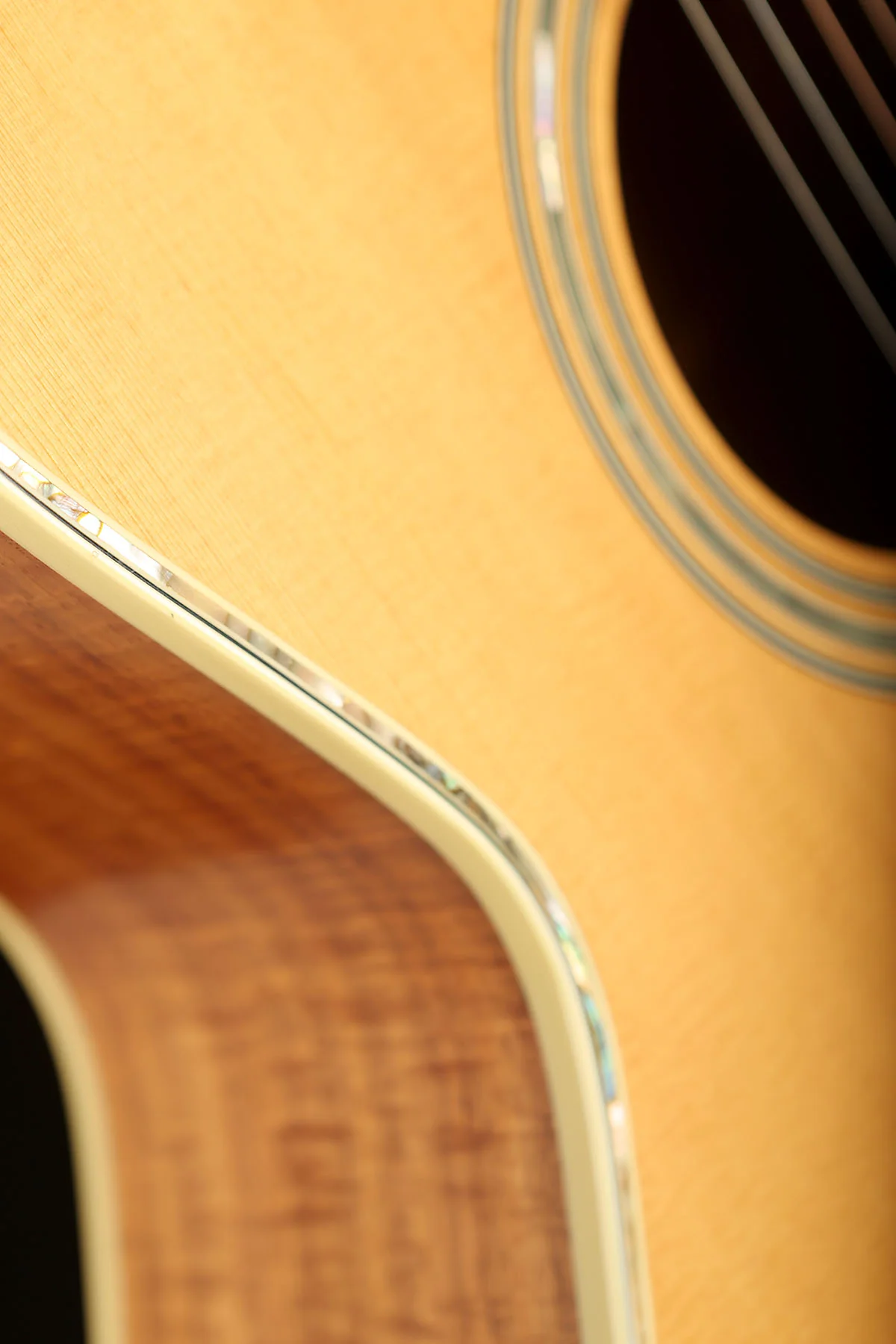 Woodtone Barry Kerr 000 Custom Left-Handed 'AAA Spruce / Fiddleback Blackwood' Preowned 1993 - Image 8